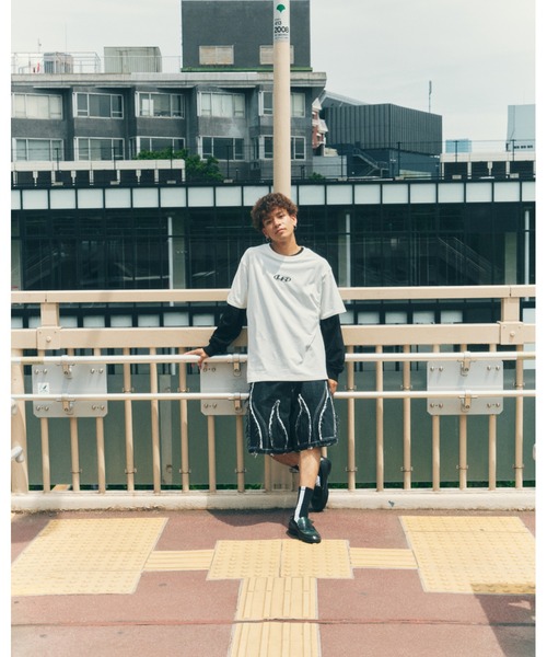 LIBERE（リベーレ）の「『LIBERE REBLE』REBEL LOGO TEE（Tシャツ/カットソー・メンズ・ホワイト/ネイビー/ブラック・LARGE/MEDIUM/SMALL）」の9枚目の写真