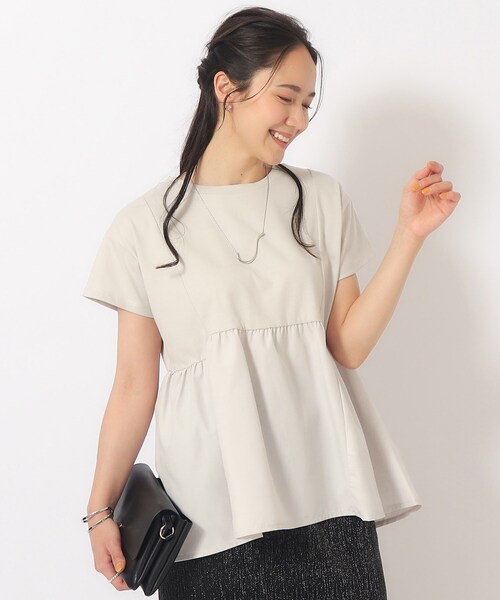 DRESKIP（ドレスキップ）の「◆【UV】 ほんのり甘い 異素材ペプラムトップス（Tシャツ/カットソー・レディース・ライトグレー/ブラック/オフホワイト/イエロー/グリーン・02/03/04）」の4枚目の写真