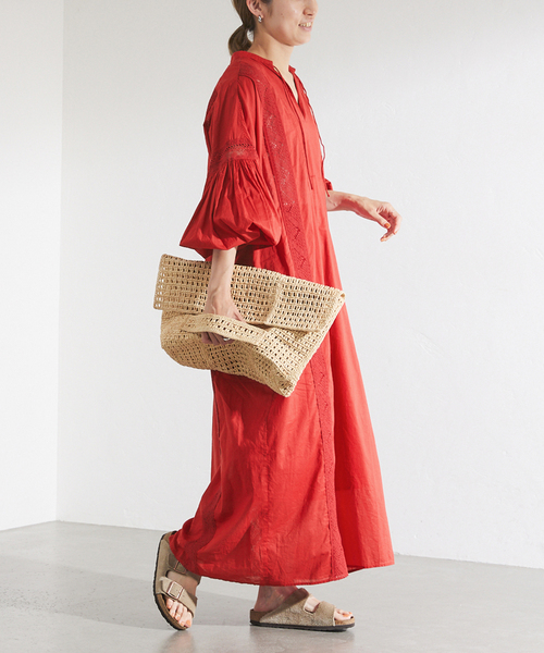 FRAMeWORK(フレームワーク)の「ファインボイルシームレースカフタンワンピース(ワンピース・レディース・ブラウン/レッド/ブラック・38/36)」の3枚目の写真