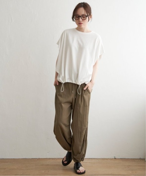 LBC(エルビーシー)の「【接触冷感】フロントスピンドルプルオーバー(Tシャツ/カットソー・レディース・ホワイト/チャコールグレー/ダークグリーン/イエロー・M)」の6枚目の写真