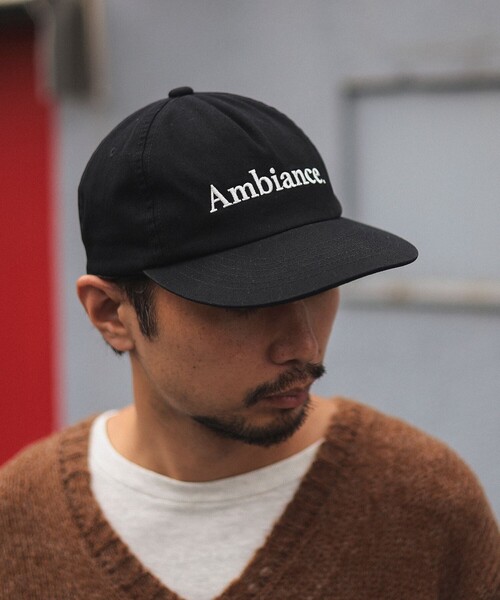 B:MING by BEAMS(ビーミングバイビームス)の「ambiance / Logo Cap(キャップ・メンズ・ブラック/ナチュラル/レッド・ONE SIZE)」の1枚目の写真
