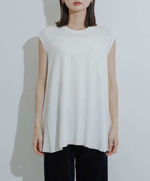 SENSE OF PLACE by URBAN RESEARCH(センスオブプレイスバイアーバンリサーチ)の「フレンチスリーブフレアチュニックセーター(ニット/セーター・レディース・ブラック/チャコールグレー/オフホワイト/ブラウン/イエロー・ONE)」の22枚目の写真