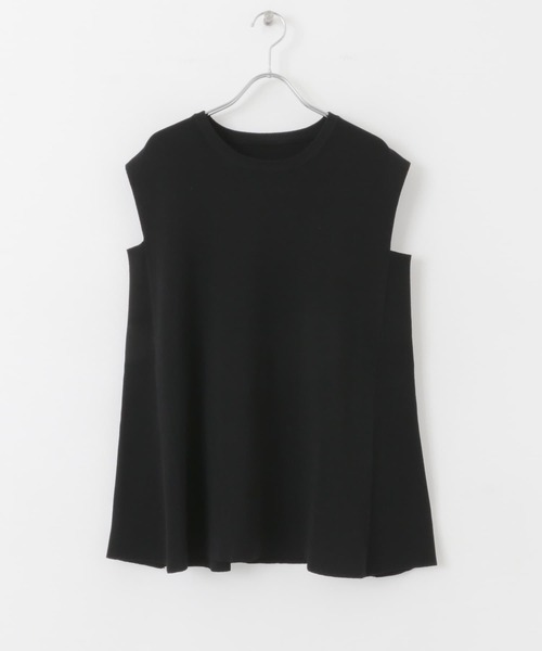 SENSE OF PLACE by URBAN RESEARCH(センスオブプレイスバイアーバンリサーチ)の「フレンチスリーブフレアチュニックセーター(ニット/セーター・レディース・ブラック/チャコールグレー/オフホワイト/ブラウン/イエロー・ONE)」の15枚目の写真