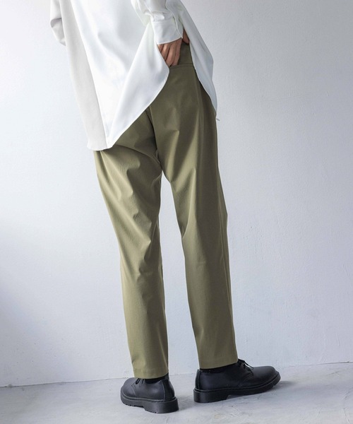 LOWRYS FARM（ローリーズファーム）の「ストレッチテーパードパンツ 139233（スラックス・メンズ・カーキ/ブラック・MEDIUM/LARGE）」の21枚目の写真