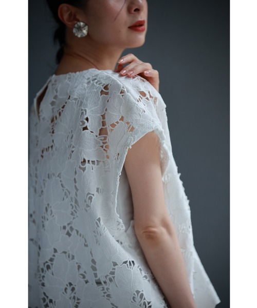 cawaii（カワイイ）の「重ね着用フラワーレースプルオーバートップス