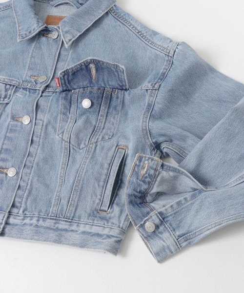 Levi's(リーバイス)の「Levi’s SHRUNKEN 90S TRUCKER(デニムジャケット・レディース・ライトブルー・SMALL)」の13枚目の写真