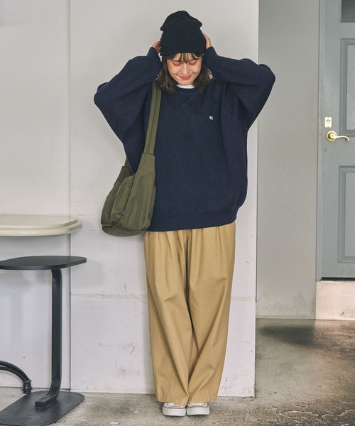 MONO-MART（モノマート）の「ナンバリング刺繍 ウォッシャブル スウェットライク ビッグニット（ニット/セーター・レディース・ブラウン/オートミール/スミクロ/ネイビー/アイボリー/杢グレー/チャコールグレー/レッド/オレンジ/マスタード/カーキ/ブラック・FREE）」の19枚目の写真