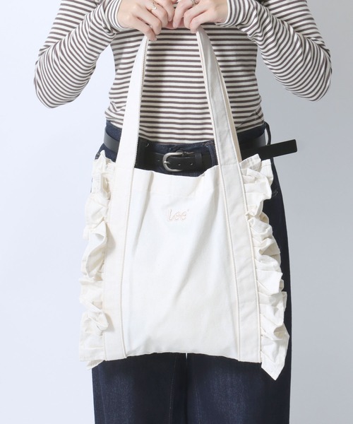 Lee（リー）の「Lee（リー）サイドフリルトートバッグ/デニム・シルバーメタリック・キャンバストート レディース（トートバッグ・レディース・インディゴブルー/シルバー/オフホワイト/ブラック/ライトグリーン・FREE）」の18枚目の写真