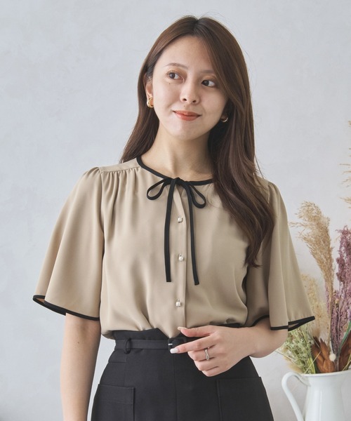 MISCH MASCH（ミッシュマッシュ）の「配色フレアスリーブブラウス MM438104（シャツ/ブラウス・レディース・ブラック/ホワイト/ベージュ・ﾌﾘ-）」の13枚目の写真