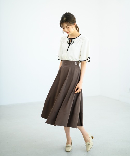 MISCH MASCH（ミッシュマッシュ）の「配色フレアスリーブブラウス MM438104（シャツ/ブラウス・レディース・ブラック/ホワイト/ベージュ・ﾌﾘ-）」の8枚目の写真