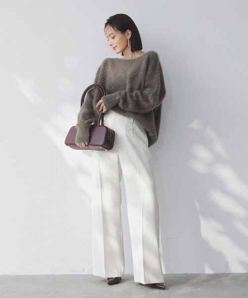 anuans（アニュアンス）の「ラクーンフォックスボートネックニットプル