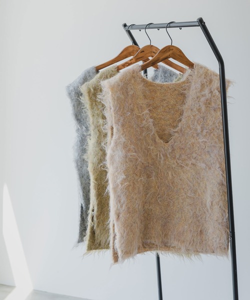 rectangle（レクタングル）の「ミックスカラーシャギーVネックベスト（ベスト・レディース・グリーン系/オレンジ系/グレー系・FREE）」の4枚目の写真