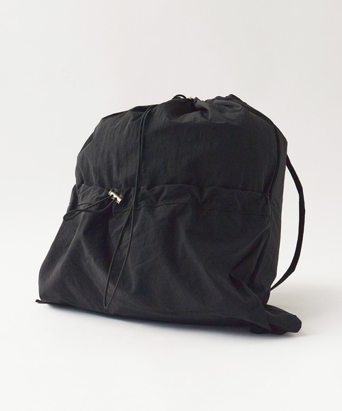 ROOPTOKYO（ループトウキョウ）の「ドローコードナップサック フロントポケット付き（バックパック/リュック・レディース・ブラック/ホワイト・FREE）」の7枚目の写真
