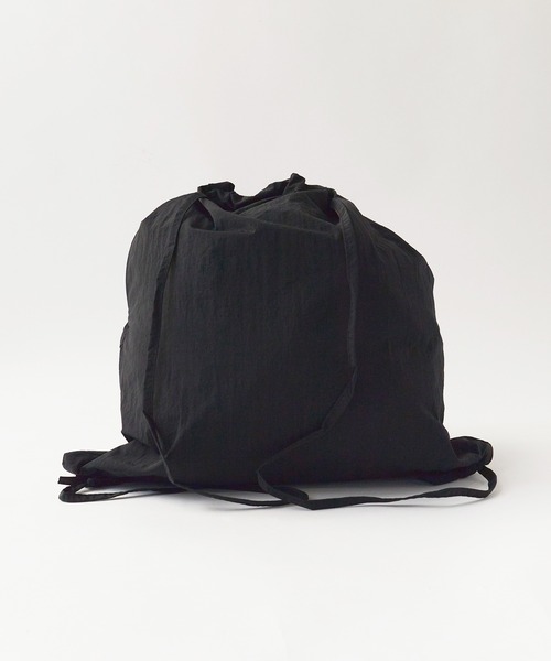 ROOPTOKYO（ループトウキョウ）の「ドローコードナップサック フロントポケット付き（バックパック/リュック・レディース・ブラック/ホワイト・FREE）」の14枚目の写真