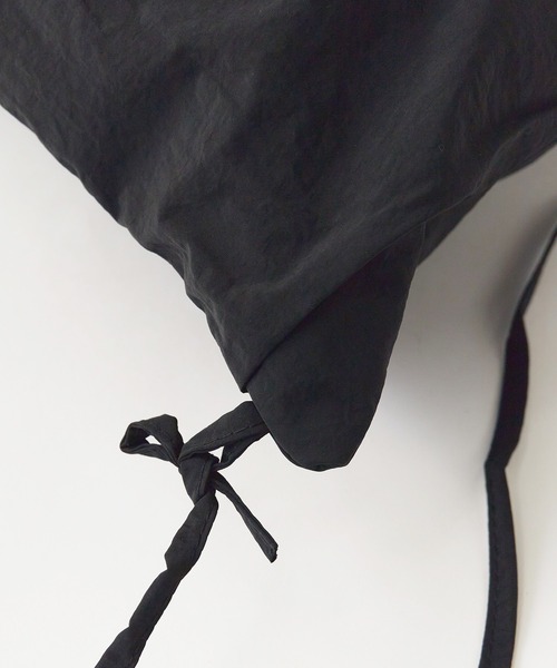 ROOPTOKYO（ループトウキョウ）の「ドローコードナップサック フロントポケット付き（バックパック/リュック・レディース・ブラック/ホワイト・FREE）」の11枚目の写真