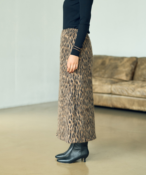 新品✨BLAMINK ふわふわシャギー レオパード スカート 定価10万 新品✨BLAMINK ふわふわシャギー レオパード スカート 定価10万