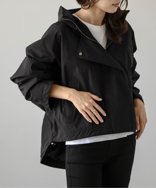 エミ新品紙タグ付き⭐️ギャザーナイロンブルゾンコンパクトマウンテンパーカー セール】マウンテンパーカーブルゾン（マウンテンパーカー）｜AMELY