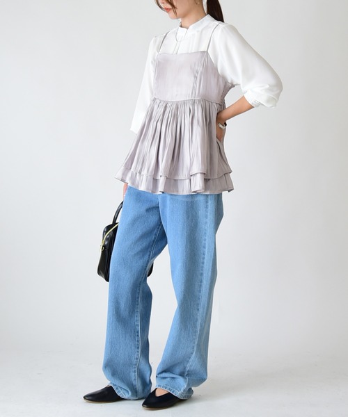 and it_（アンドイット）の「シャイニーサテンキャミソールビスチェ（キャミソール・レディース・チャコール/グレイッシュベージュ/ブラック・M/L）」の14枚目の写真