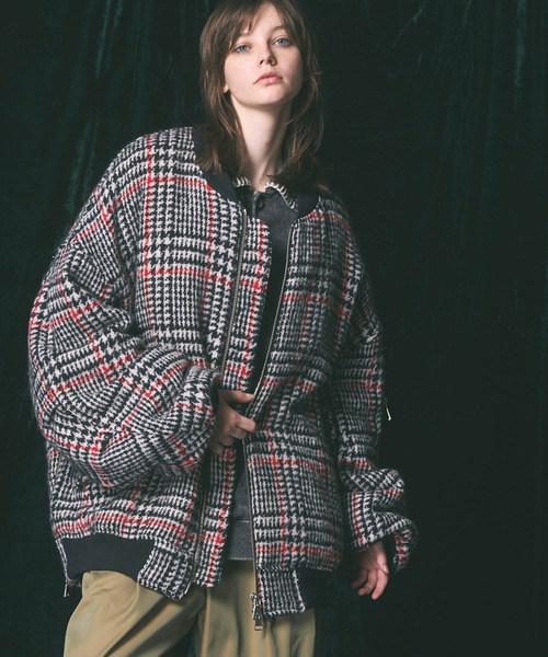 MAISON SPECIAL(メゾンスペシャル)の「《UNISEX》【Italian Dead Stock Fabric】Prime-Over MA-1/プライムオーバーMA-1【MAISON SPECIAL/メゾンスペシャル】(MA-1・メンズ・グリーン/ブラック/カーキ/レッド/ブラウン/バーガンディー/チャコールグレー/ダークブラック/オフホワイト/グレー・1/2)」の5枚目の写真