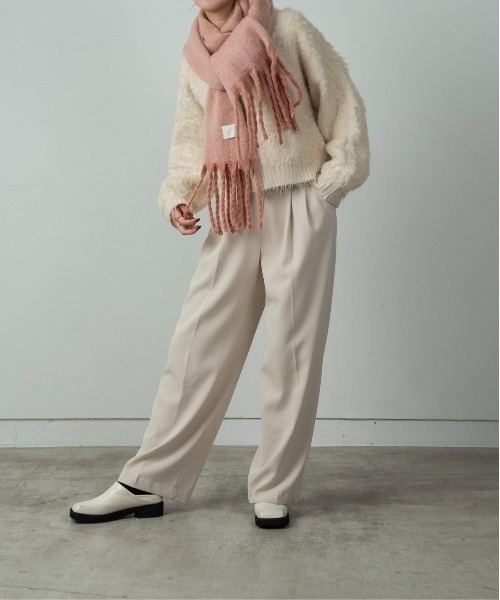 Amiur（エミレ）の「bulky volume fringe muffler / バルキーボリュームフリンジマフラー（マフラー・レディース・ピンク/ブルー/アイボリー/チェック・FREE）」の8枚目の写真