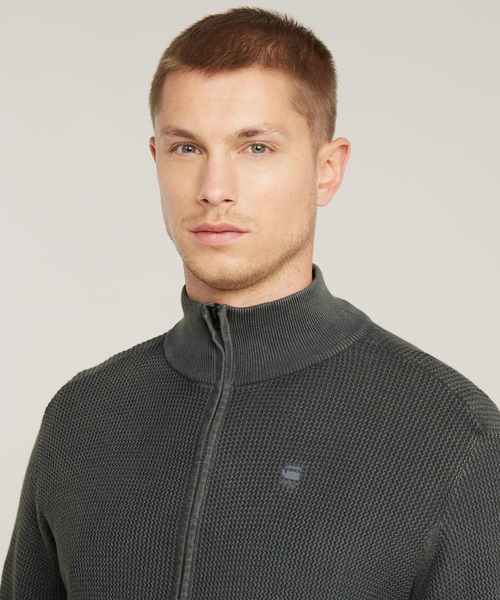 G-STAR（ジースター）の「SERRATED FULL ZIP KNIT/ワンポイントロゴフルジップコットンニットセーター（ニット/セーター・メンズ・ダークグレー/ベージュ系その他・LARGE/MEDIUM/SMALL）」の5枚目の写真