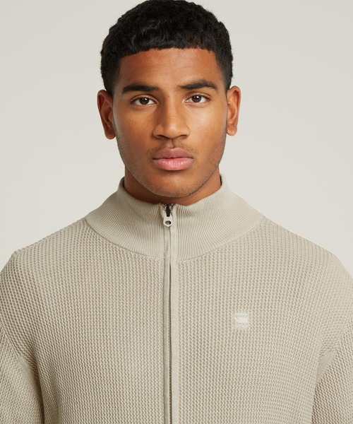 G-STAR（ジースター）の「SERRATED FULL ZIP KNIT/ワンポイントロゴフルジップコットンニットセーター（ニット/セーター・メンズ・ダークグレー/ベージュ系その他・LARGE/MEDIUM/SMALL）」の11枚目の写真