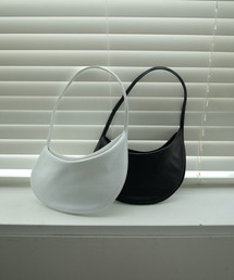 anuke（アンヌーク）の「Leather Round Bag（トートバッグ）」 - WEAR