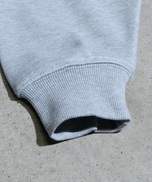 【at】〔THRASHER/スラッシャー〕アソートパターンロゴ プリント＆刺繍 クルーネックスウェット（スウェット）｜THRASHER（スラッシャー）