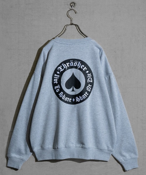【at】〔THRASHER/スラッシャー〕アソートパターンロゴ プリント＆刺繍 クルーネックスウェット（スウェット）｜THRASHER（スラッシャー）