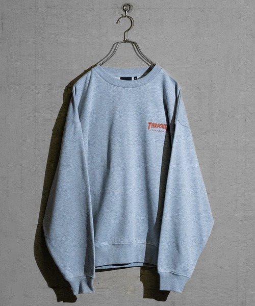 【at】〔THRASHER/スラッシャー〕アソートパターンロゴ プリント＆刺繍 クルーネックスウェット（スウェット）｜THRASHER（スラッシャー）