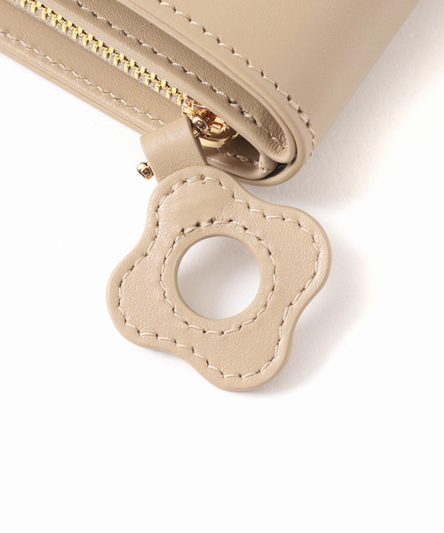 Spick & Span（スピックアンドスパン）の「《WEB限定》HASHIBAMI / ハシバミ FLOWERバックル ウォレット（財布・レディース・イエロー/ブラウン/ベージュ系その他・FREE）」の16枚目の写真