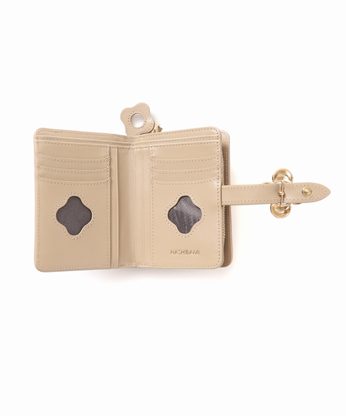 Spick & Span（スピックアンドスパン）の「《WEB限定》HASHIBAMI / ハシバミ FLOWERバックル ウォレット（財布・レディース・イエロー/ブラウン/ベージュ系その他・FREE）」の14枚目の写真