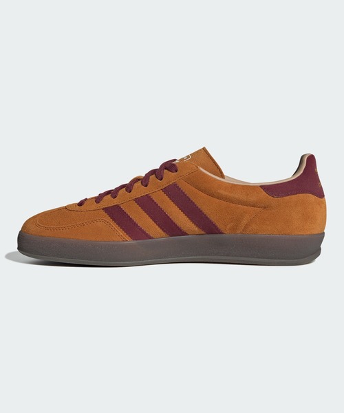 adidas(アディダス)の「adidas/アディダス GAZELLE INDOOR W スリーストライプス ロゴスニーカー(スニーカー・メンズ・ベージュ/ブラック/オレンジ/サンドベージュ/グリーン・24.5/24/23.5/23/26.5/27/27.5/25/26/28/25.5)」の19枚目の写真