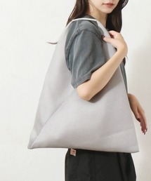 メッシュトライアングルトート