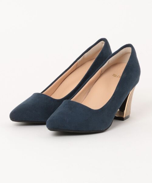 minia（ミニア）の「プレミアムゴールドヒールパンプス（パンプス・レディース・ブラック/ベージュ系1/ブラック系1/グレー系1/ベージュ系2/ネイビー系1/グレー系2・22.0cm/22.5cm/23.0cm/23.5cm/24.0cm/24.5cm/25.0cm/25.5cm/26.0cm）」の7枚目の写真