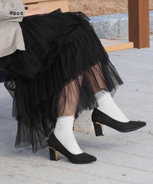 minia（ミニア）の「プレミアムゴールドヒールパンプス（パンプス・レディース・ブラック/ベージュ系1/ブラック系1/グレー系1/ベージュ系2/ネイビー系1/グレー系2・22.0cm/22.5cm/23.0cm/23.5cm/24.0cm/24.5cm/25.0cm/25.5cm/26.0cm）」の18枚目の写真