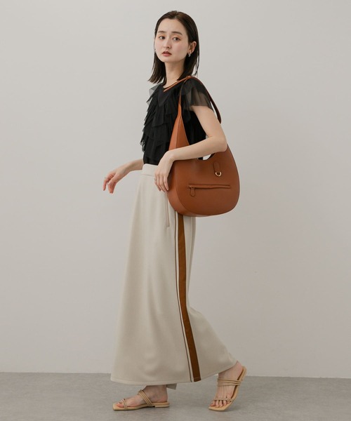 SENSE OF PLACE by URBAN RESEARCH（センスオブプレイスバイアーバンリサーチ）の「ワンハンドルラウンドバッグ（ショルダーバッグ・レディース・ブラウン/ブラック/アイボリー・ONE）」の14枚目の写真