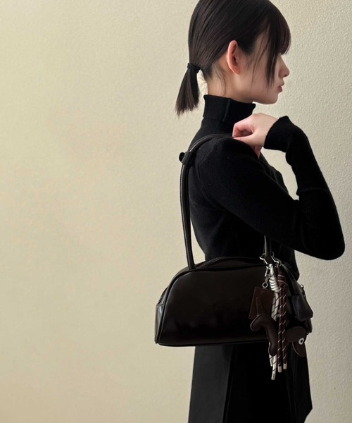 NOLITA LABORATORY(ノリータラボラトリー)の「【 NOLITA / ノリータ 】 バッグチャーム付き ミニボストン(ショルダーバッグ・レディース・ブラック/ブラウン/アイボリー・FREE)」の11枚目の写真