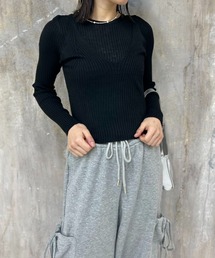 ラウンドネックレイヤードトップ
