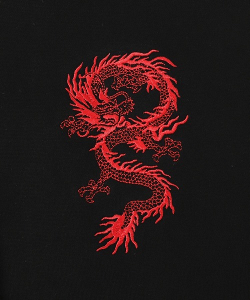 Figments(フィグメンツ)の「ドラゴン刺繍ビッグZIPパーカー(パーカー・レディース・ブラック/スミクロ・LARGE/X-LARGE)」の16枚目の写真