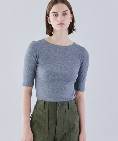 ORCIVAL(オーシバル)の「ORCIVAL | リブ ボートネック5分袖カットソー WOMEN(Tシャツ/カットソー・レディース・ブラック/グレー/ライトグレー・1)」の4枚目の写真