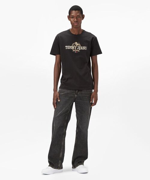 tommy jeans(トミー ジーンズ)の「レギュラーバーシティノベルティTシャツ(Tシャツ/カットソー・メンズ・ホワイト/ブラック・X-LARGE/LARGE/SMALL/MEDIUM)」の5枚目の写真