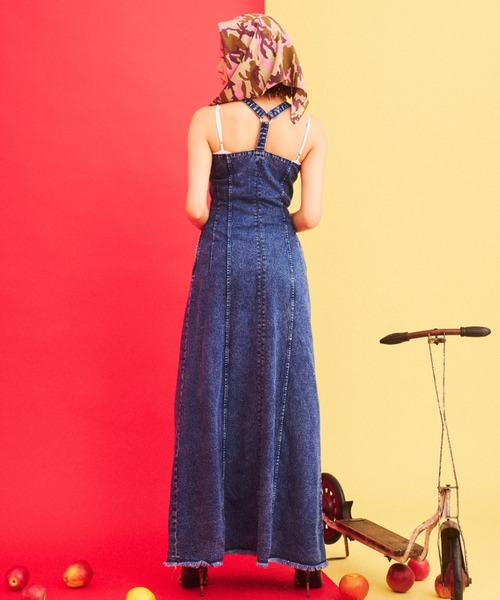 What Is Heart(ワットイズハート)の「denim long one-piece - デニムロングワンピース -(ワンピース・レディース・ブルー/グレー・MEDIUM/SMALL)」の12枚目の写真