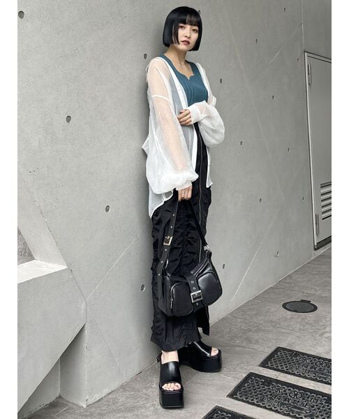 MURUA（ムルーア）の「バックルベルトサンダル（サンダル・レディース・ホワイト/ブラック/ゴールド系その他2・22.5/24.5/23.5）」の15枚目の写真