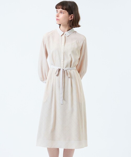 MACKINTOSH PHILOSOPHY(マッキントッシュ フィロソフィー)の「レタリングジオメトリープリントワンピース(ワンピース・レディース・ホワイト系その他/ブラック・38/36/34)」の1枚目の写真