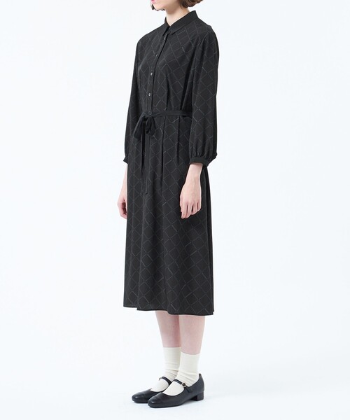 MACKINTOSH PHILOSOPHY(マッキントッシュ フィロソフィー)の「レタリングジオメトリープリントワンピース(ワンピース・レディース・ホワイト系その他/ブラック・38/36/34)」の8枚目の写真