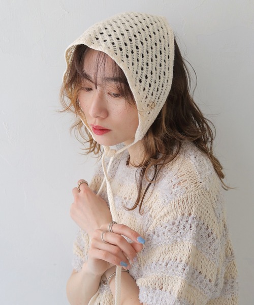 CLEIO(クレイオ)の「【CLEIO】クロシェバブーシュカ(ニットキャップ/ビーニー・レディース・ブラック/アイボリー/テラコッタ・FREE)」の1枚目の写真