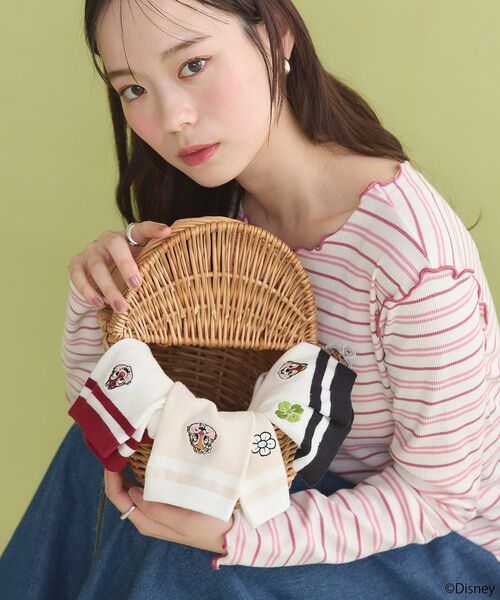 earth music&ecology(アースミュージックアンドエコロジー)の「チップ&デール/ラインソックス(ソックス/靴下・レディース・レッド/ベージュ/ブラック・FREE)」の4枚目の写真