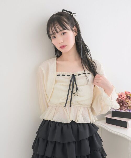 ems excite(エムズエキサイト)の「リボンステッチキャミ&ボレロSET(シャツ/ブラウス・レディース・ブラック/ナチュラル/ホワイト系その他・FREE)」の12枚目の写真
