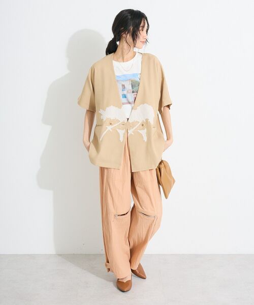 CRAFT STANDARD BOUTIQUE（クラフトスタンダードブティック）の「刺繍カラーレスジャケット（テーラードジャケット・レディース・ダークグレー/ベージュ・FREE）」の22枚目の写真